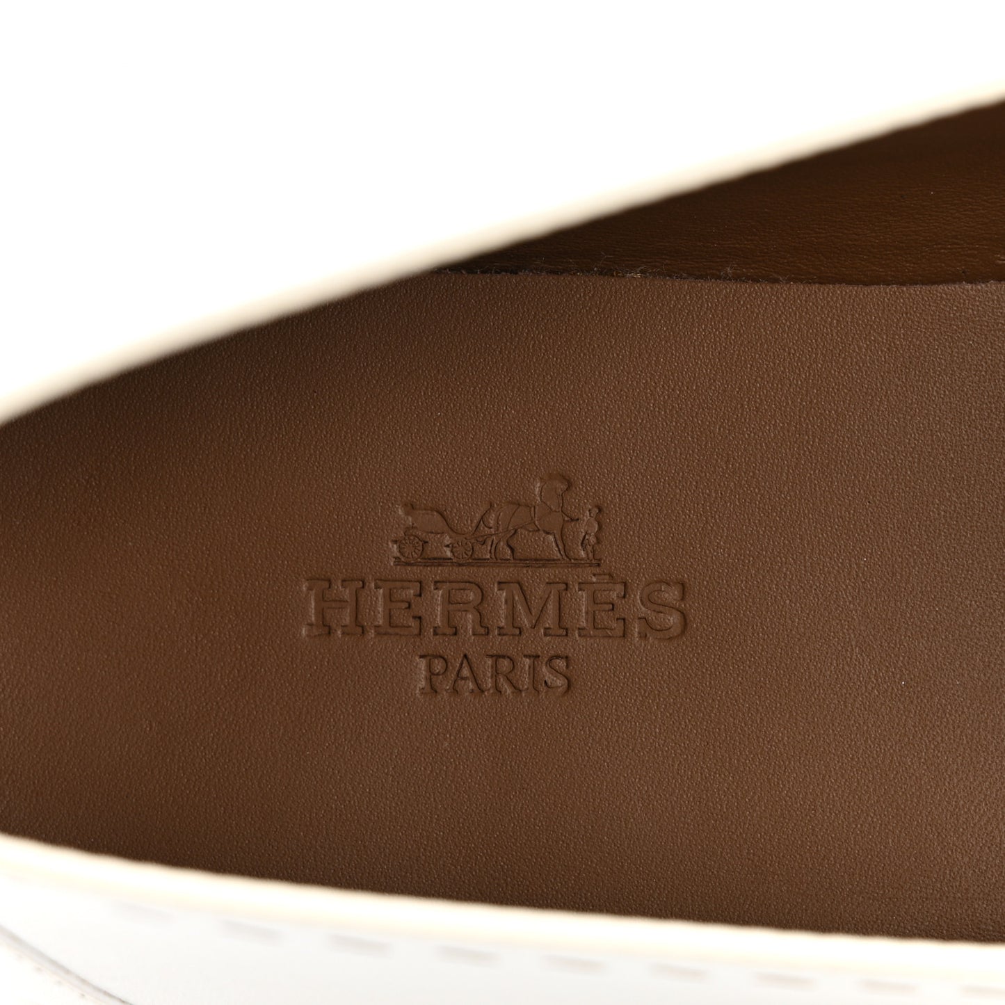 Calfskin Ovale Moccasin Loafers 37 White