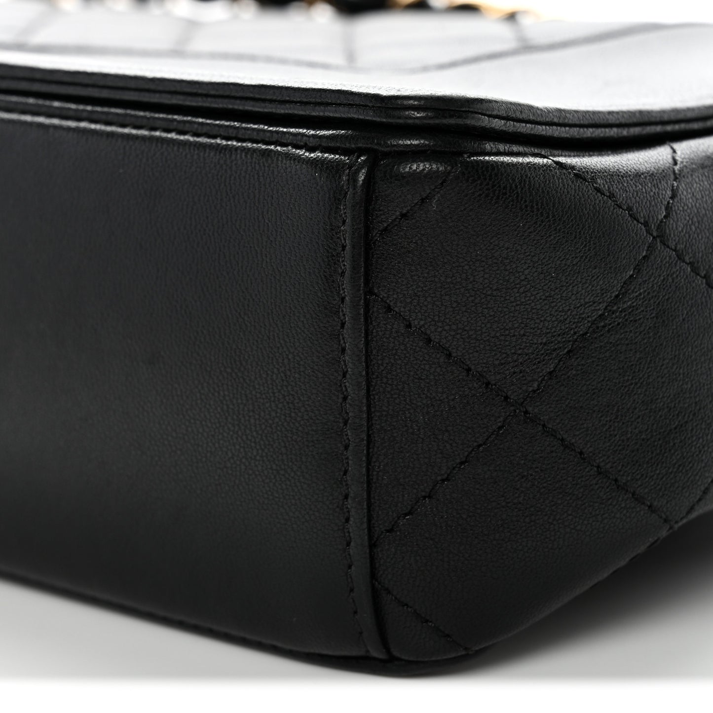 Sheepskin Quilted Vintage Mademoiselle Flap Black