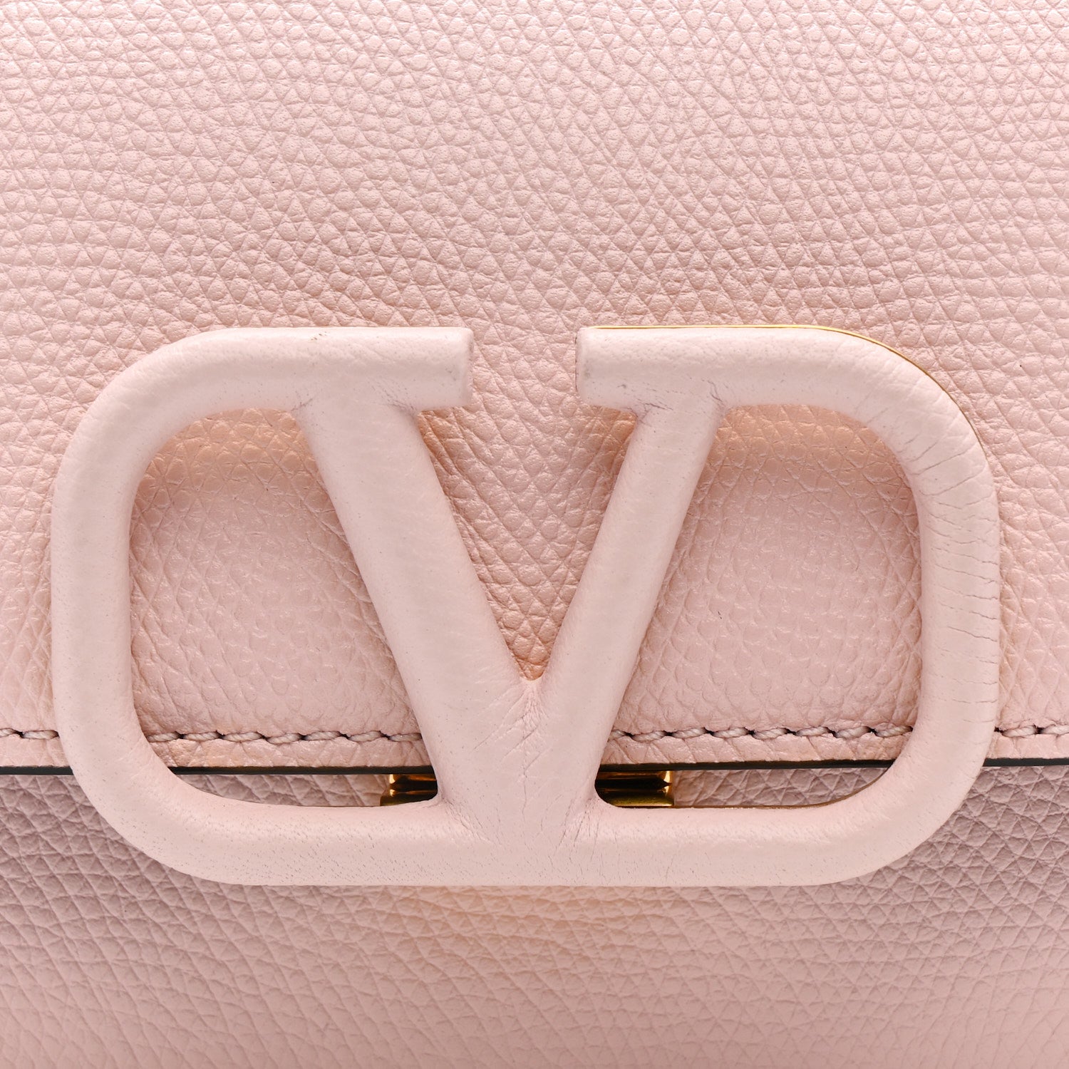 Valentino Garavani Grainy Calfskin VSling Belt Bag Rose Quartz 7 of 10