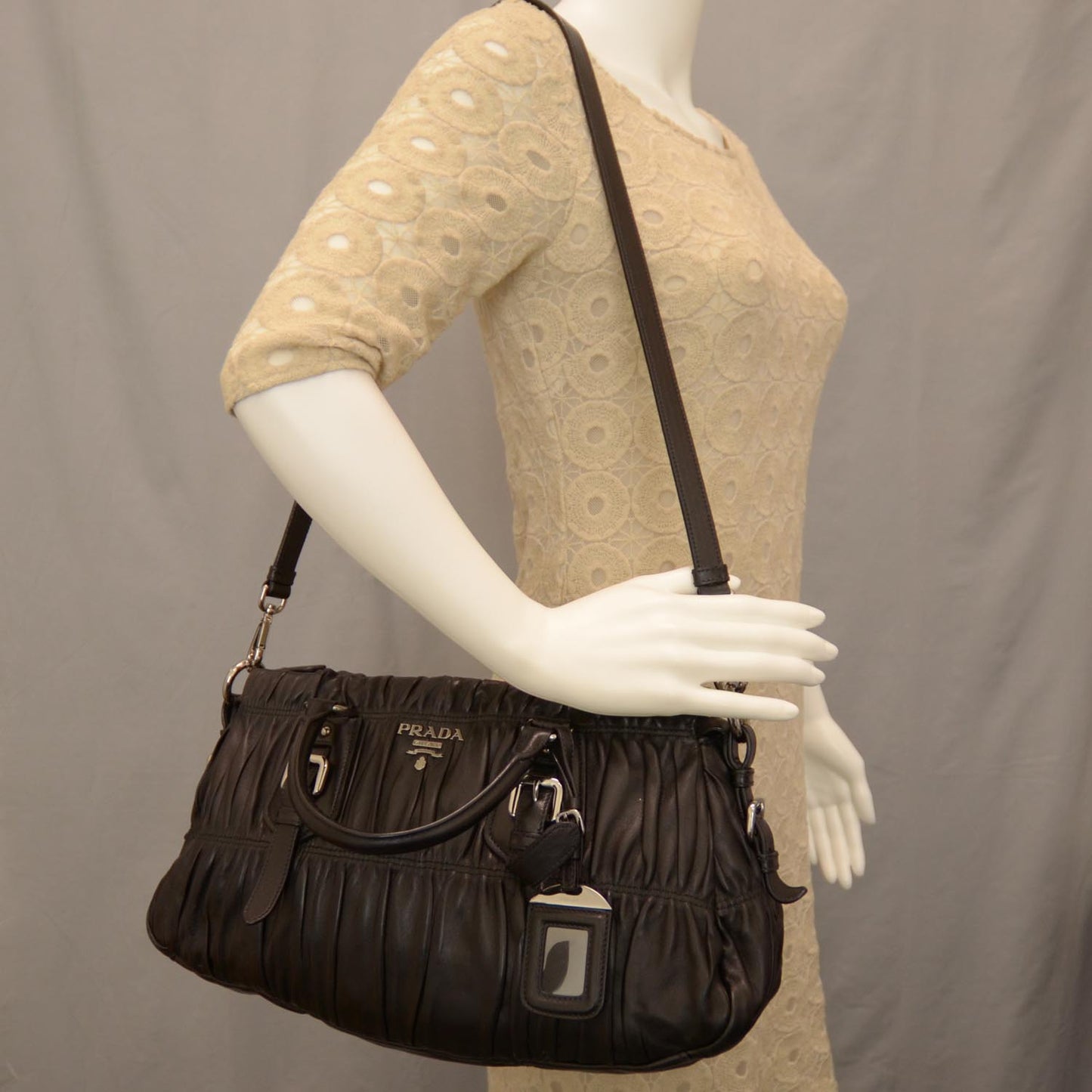 Nappa Gaufre Tote Nero Black