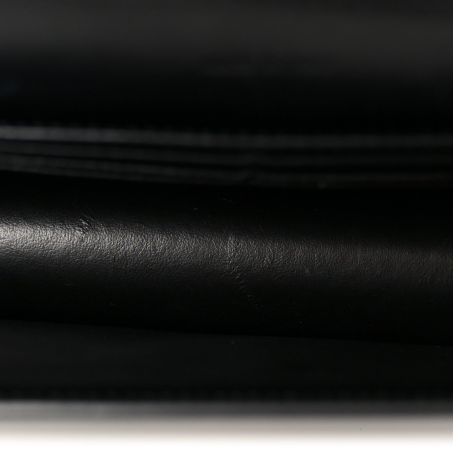 Shiny Calfskin Triomphe Margo Wallet on Chain Black