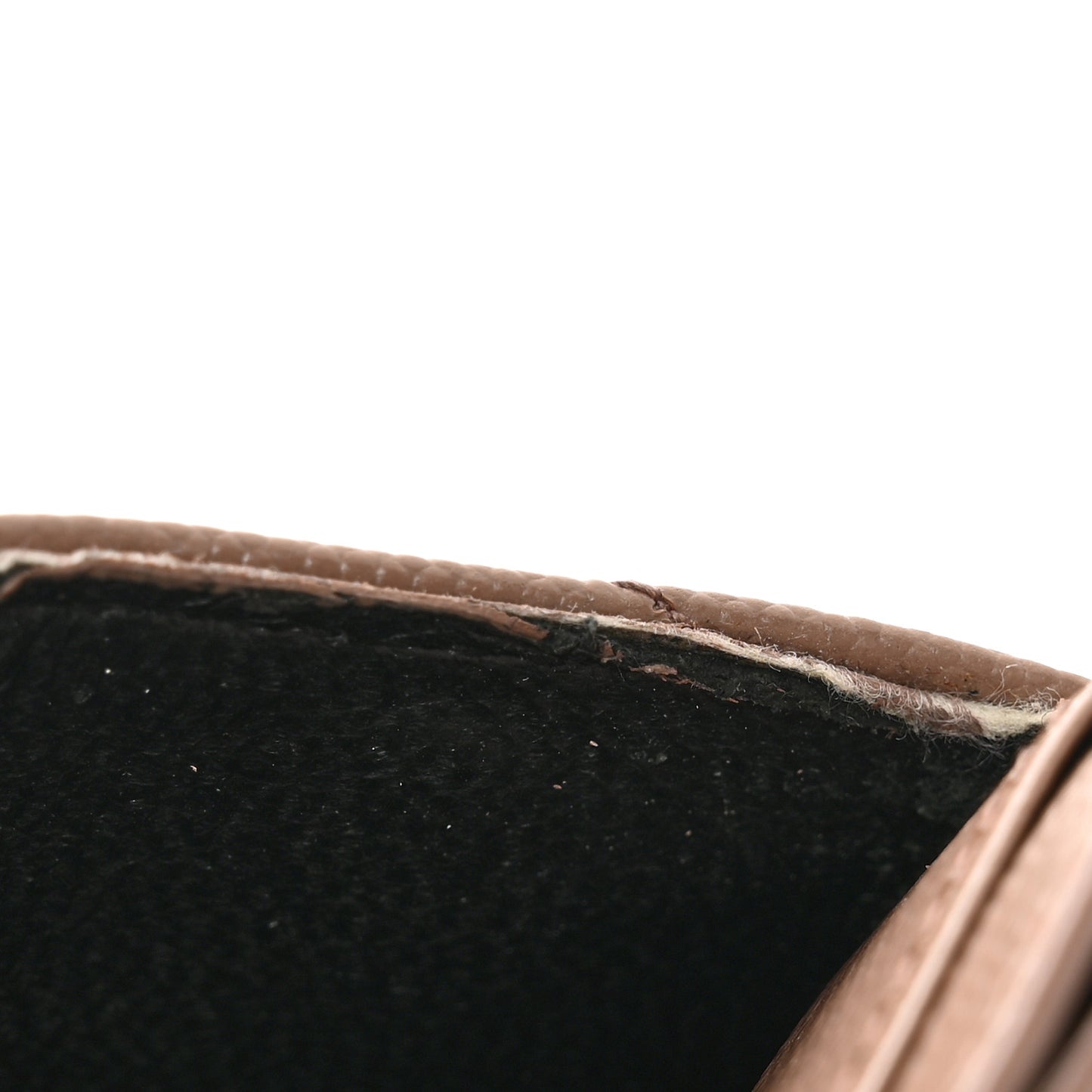 Grain De Poudre Matelasse Chevron Monogram Credit Card Case Fard
