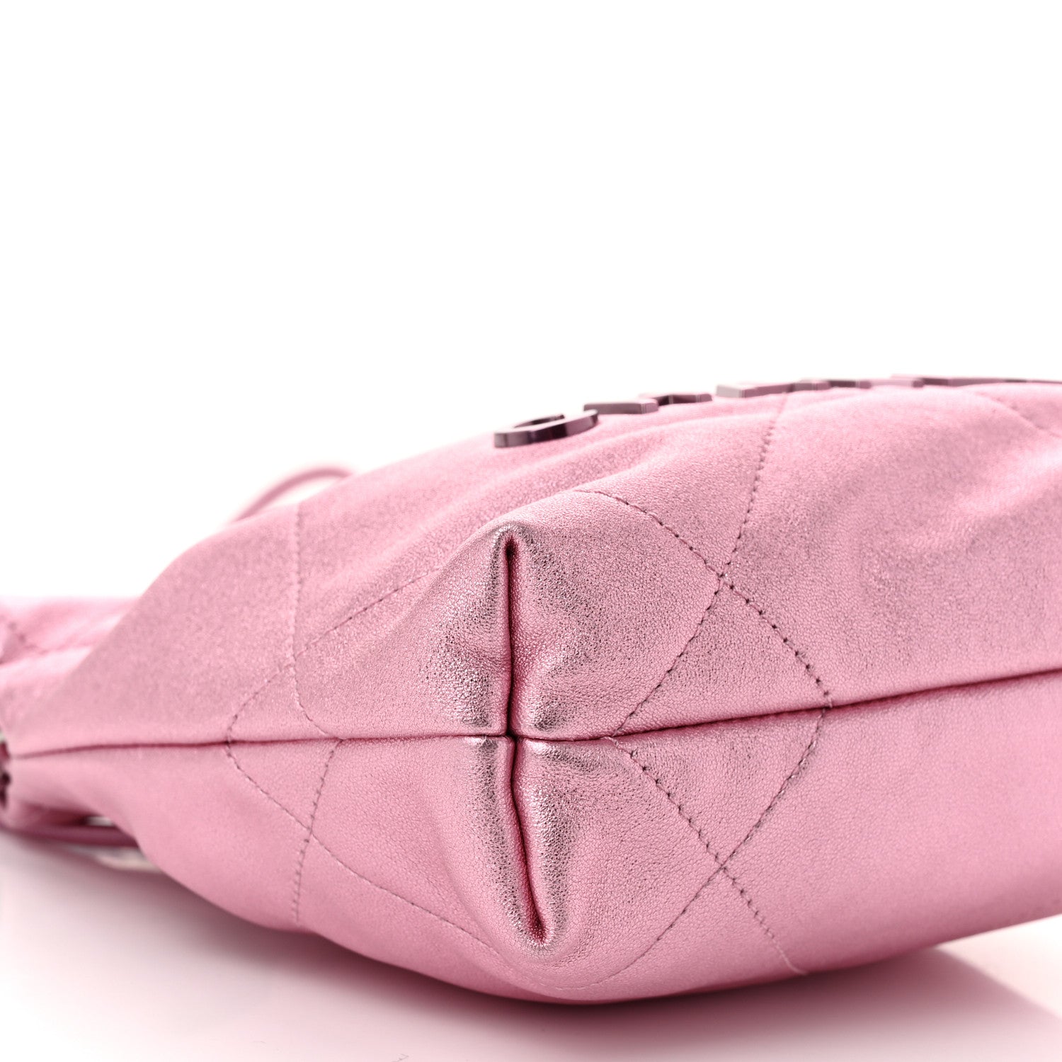 Chanel Metallic Lambskin Lacquered Monochrome Quilted Mini Chanel 22 Pink 9 of 10