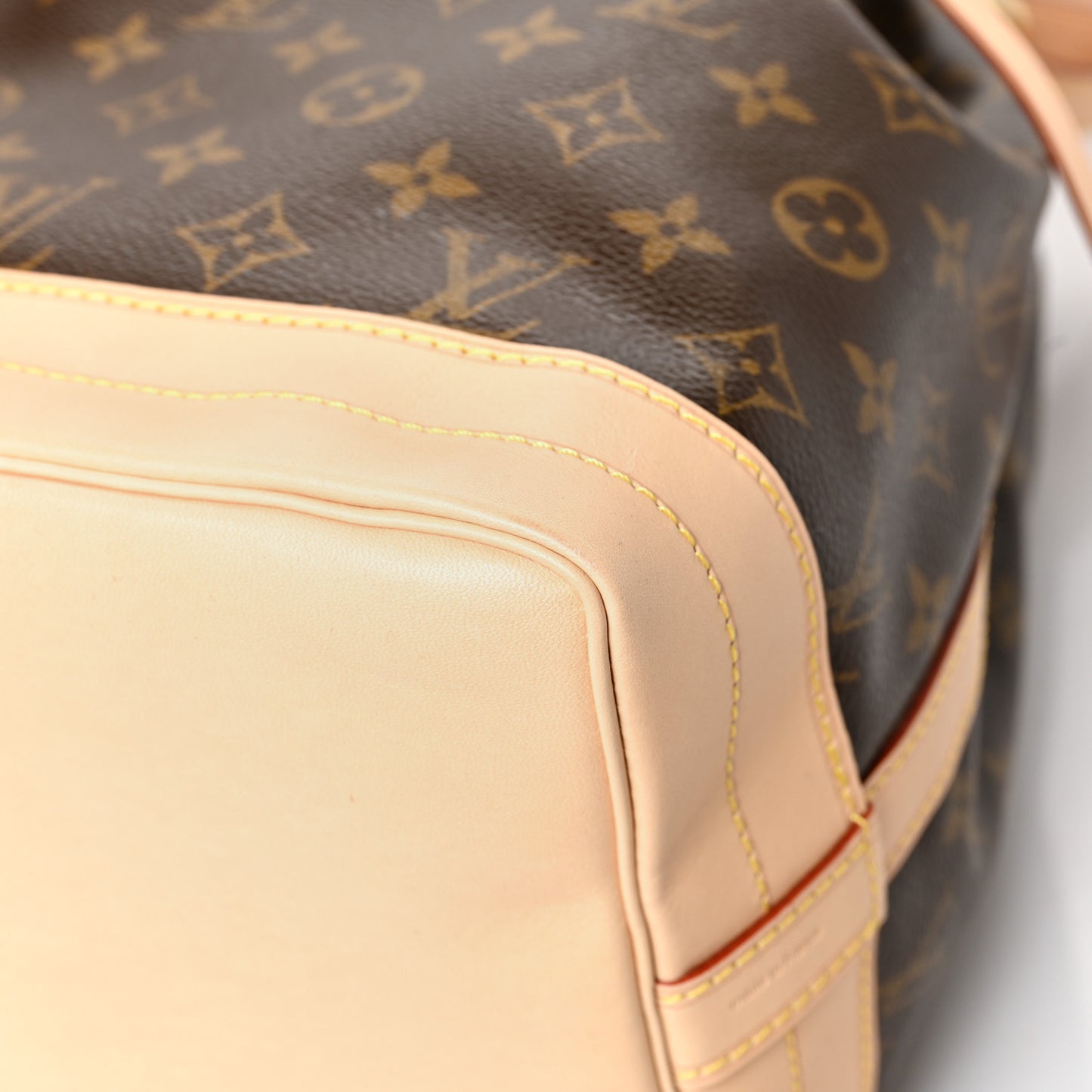 Monogram Noe