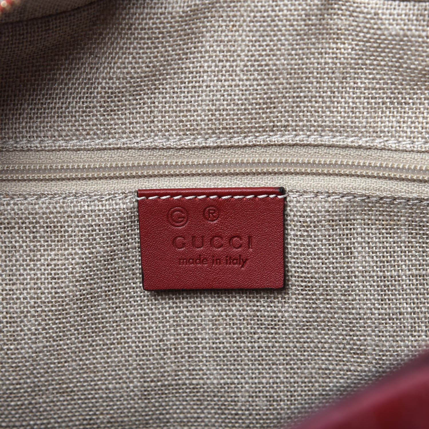 Gucci Soft Microguccissima Medium Crossbody Bag Rosso 8 of 11