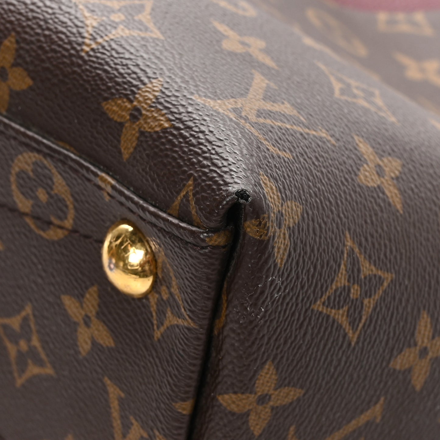 Monogram V Tote MM Bordeaux