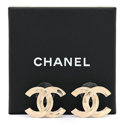 Chanel Metal CC Stud Earrings Gold 5 of 5