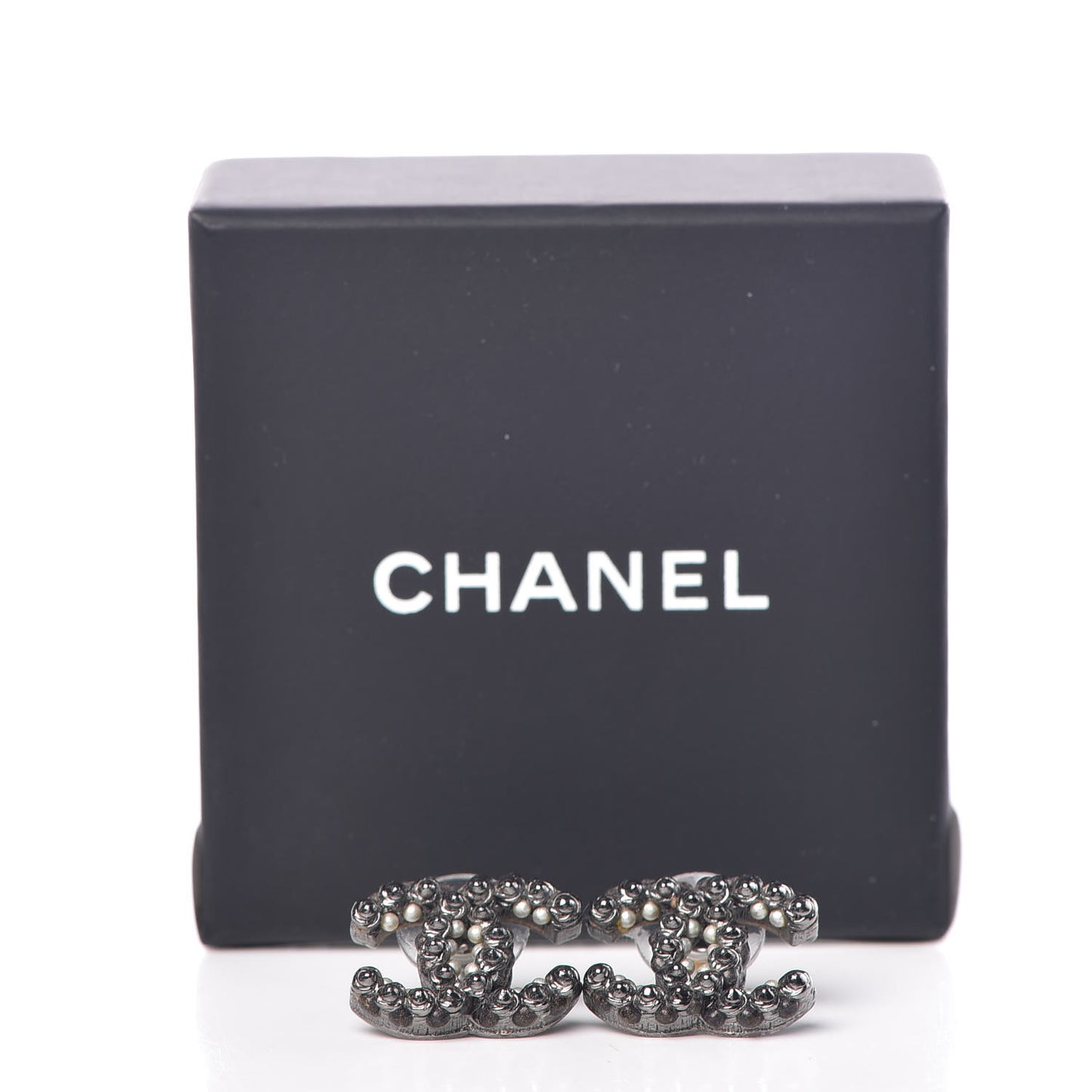 Pearl CC Earrings Ruthenium
