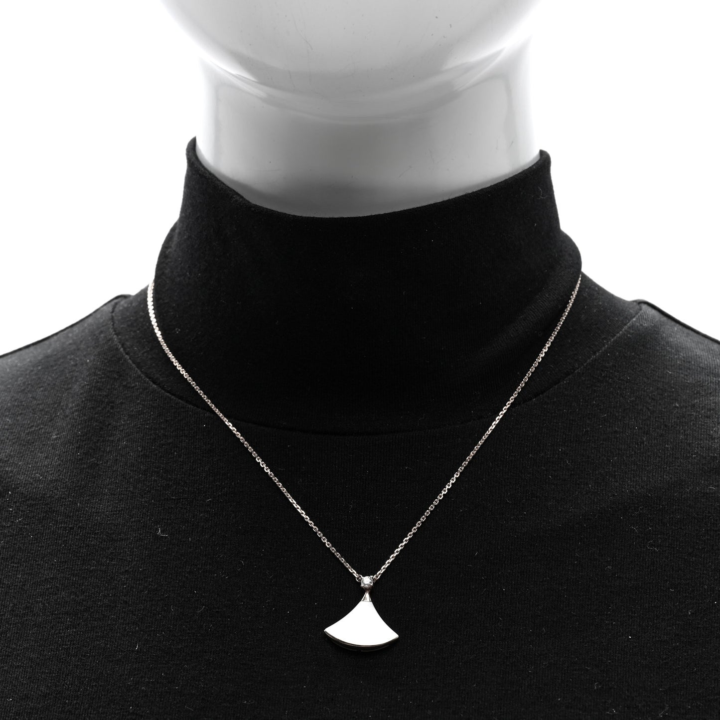 18K Rose Gold Diamond Mother of Pearl Divas' Dream Pendant Necklace