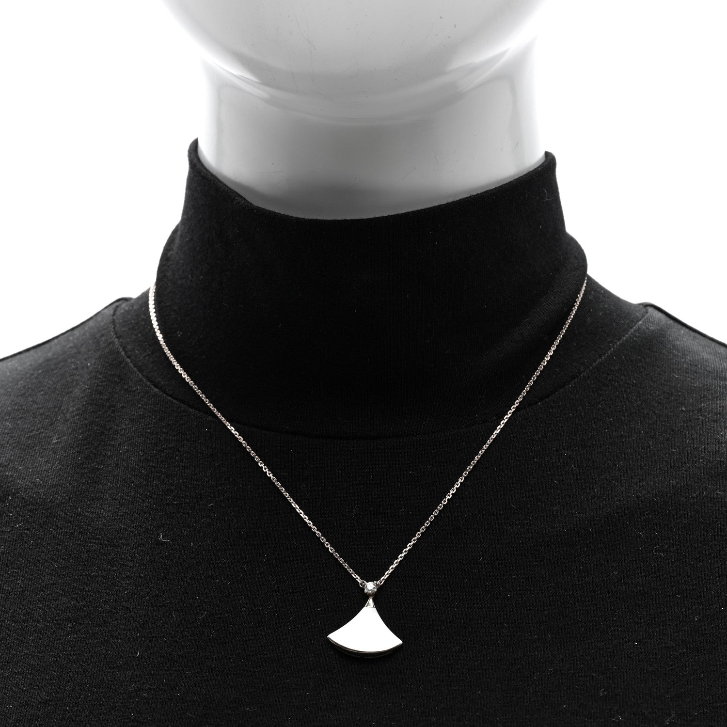 Bulgari 18K Rose Gold Diamond Mother of Pearl Divas' Dream Pendant Necklace 2 of 4