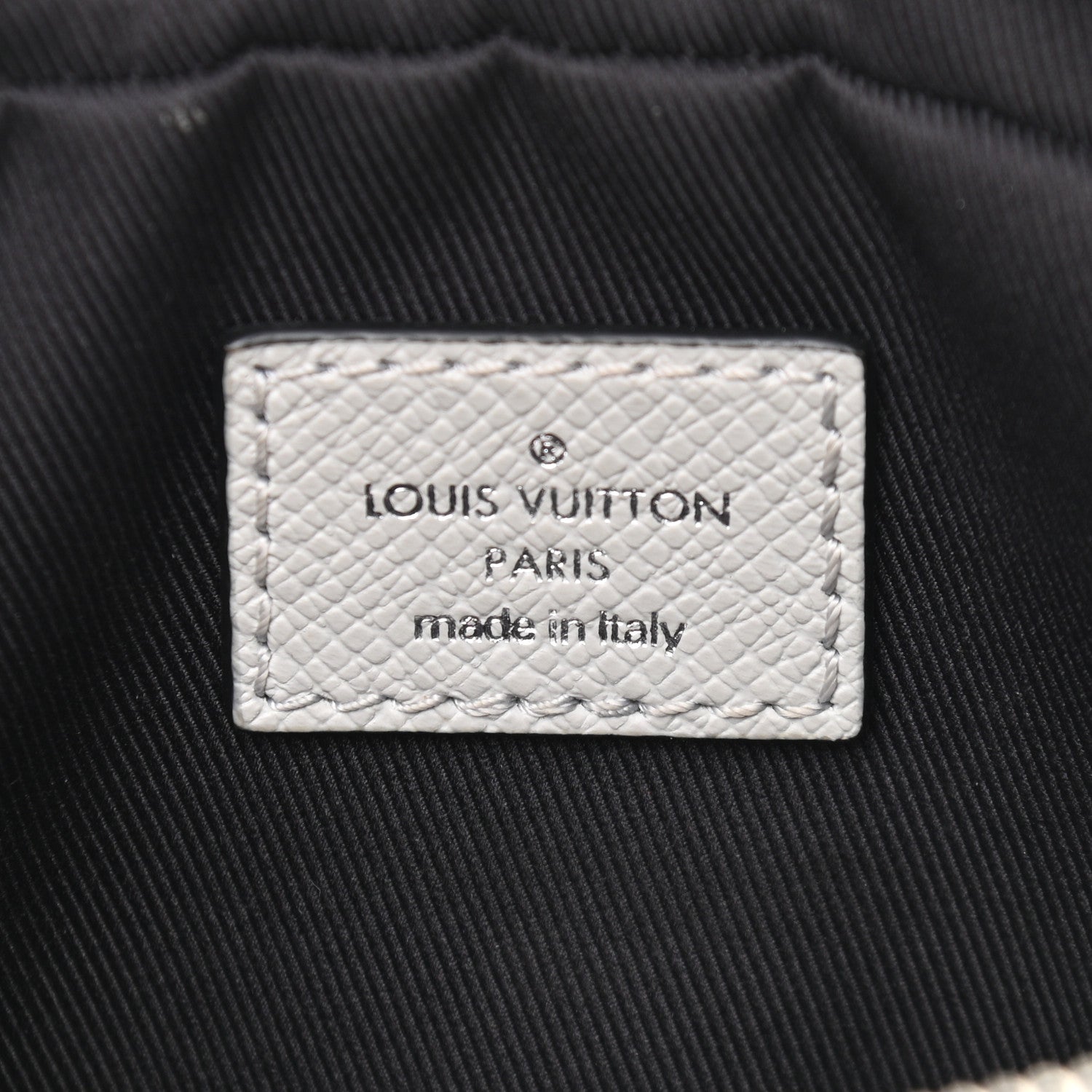 Louis Vuitton Taiga Monogram Outdoor Bumbag White 5 of 10
