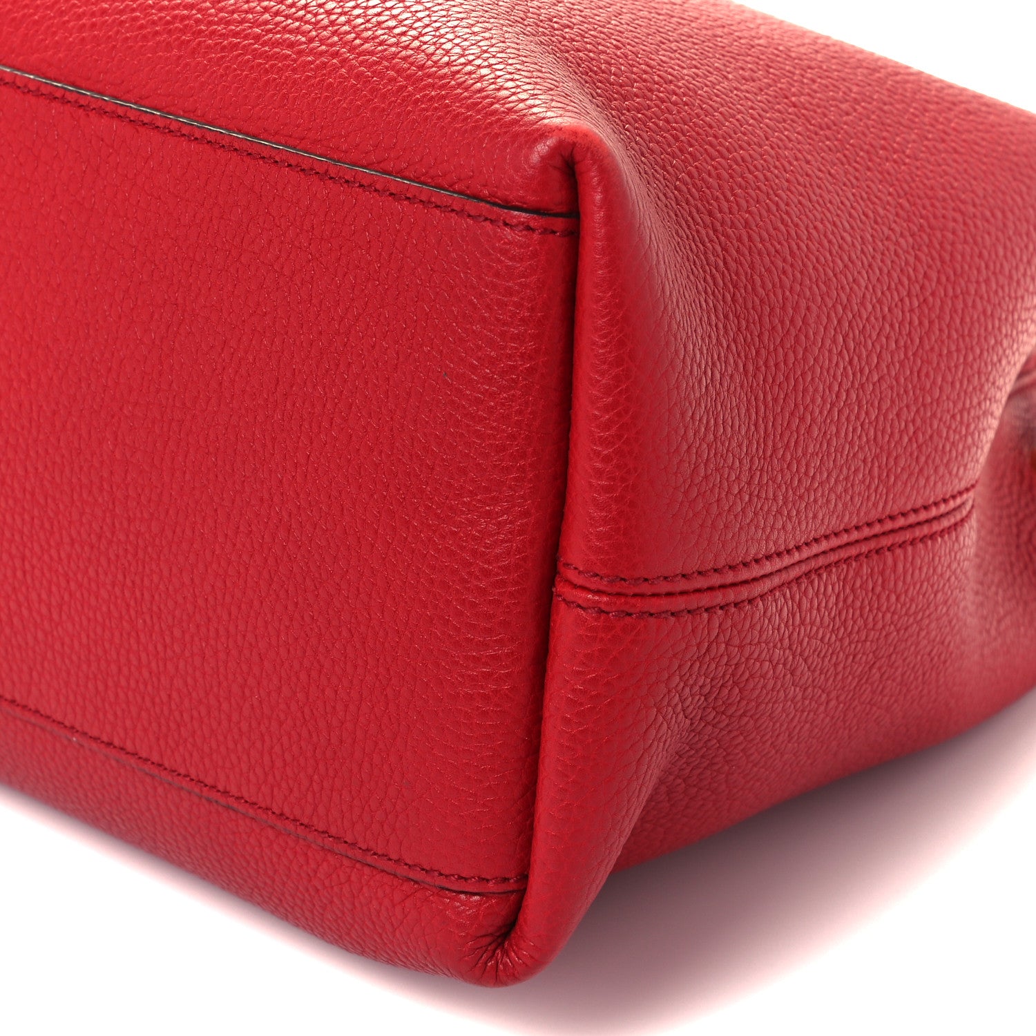 Gucci Pebbled Calfskin Medium Soho Chain Shoulder Bag Tabasco Red 11 of 11