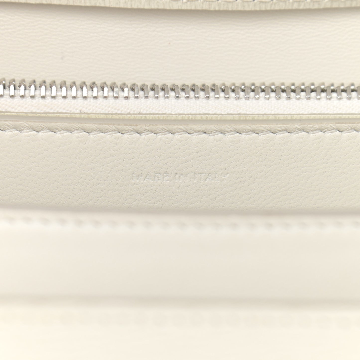 Liege Calfskin Medium Classic Box Flap Bag White