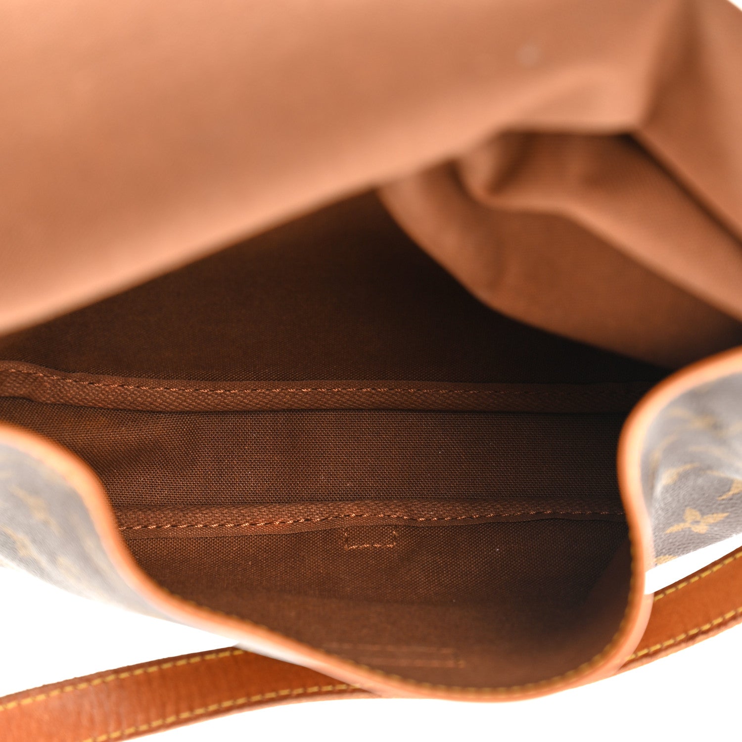 Louis Vuitton Monogram Saumur 30 5 of 16