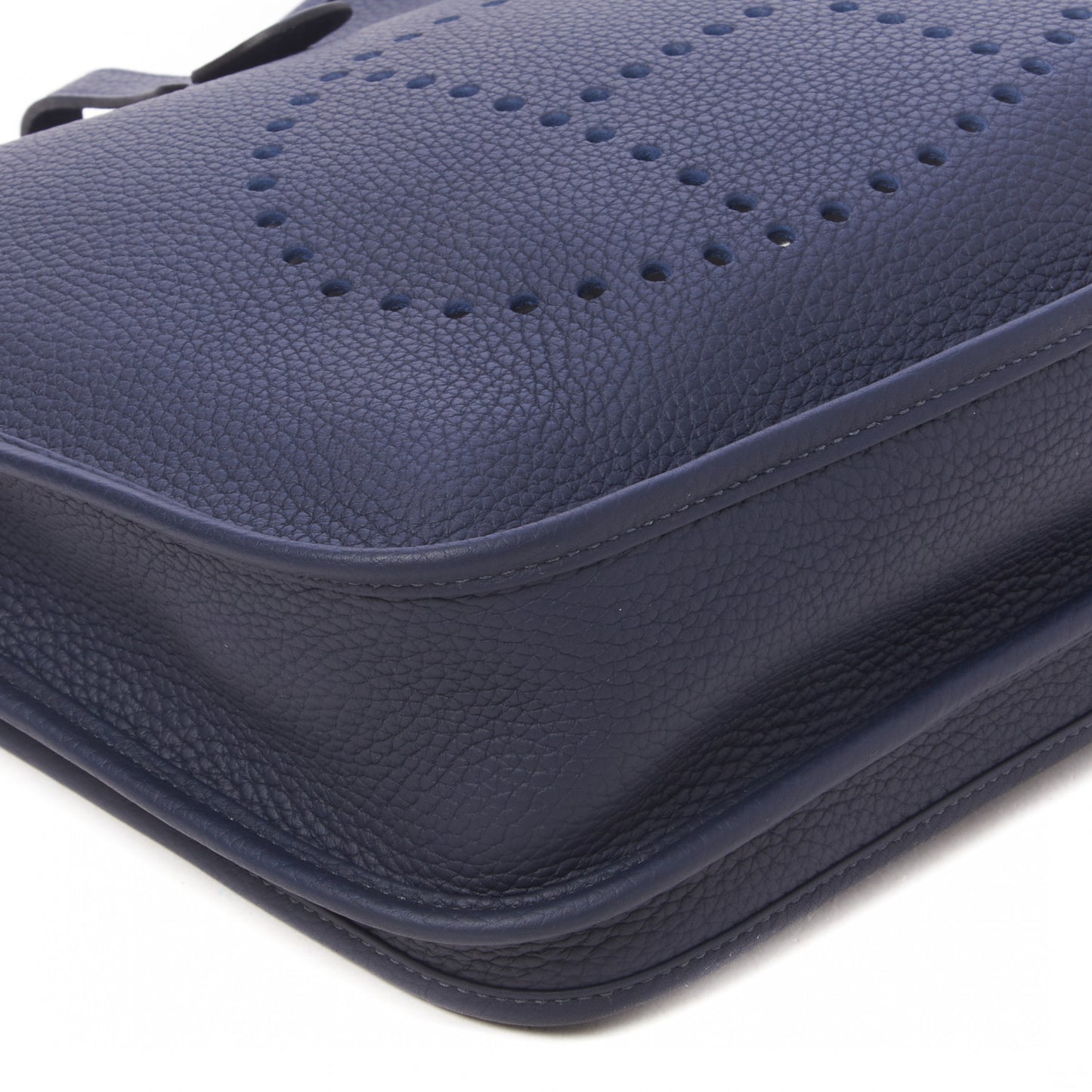 Taurillon Clemence Evelyne III PM Bleu Nuit