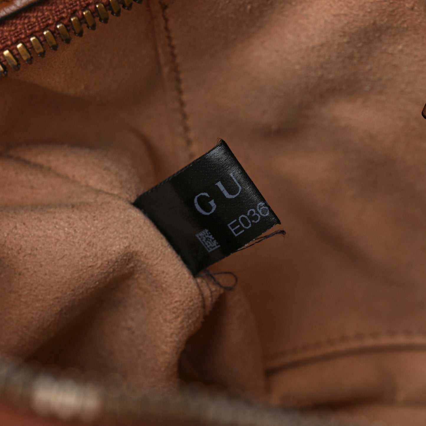 Glazed Calfskin Matelasse Diagonal Small GG Marmont Chain Shoulder Bag Cuir