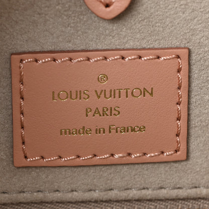 Louis Vuitton Empreinte Monogram Giant Onthego MM Rose Trianon Crème 6 of 9