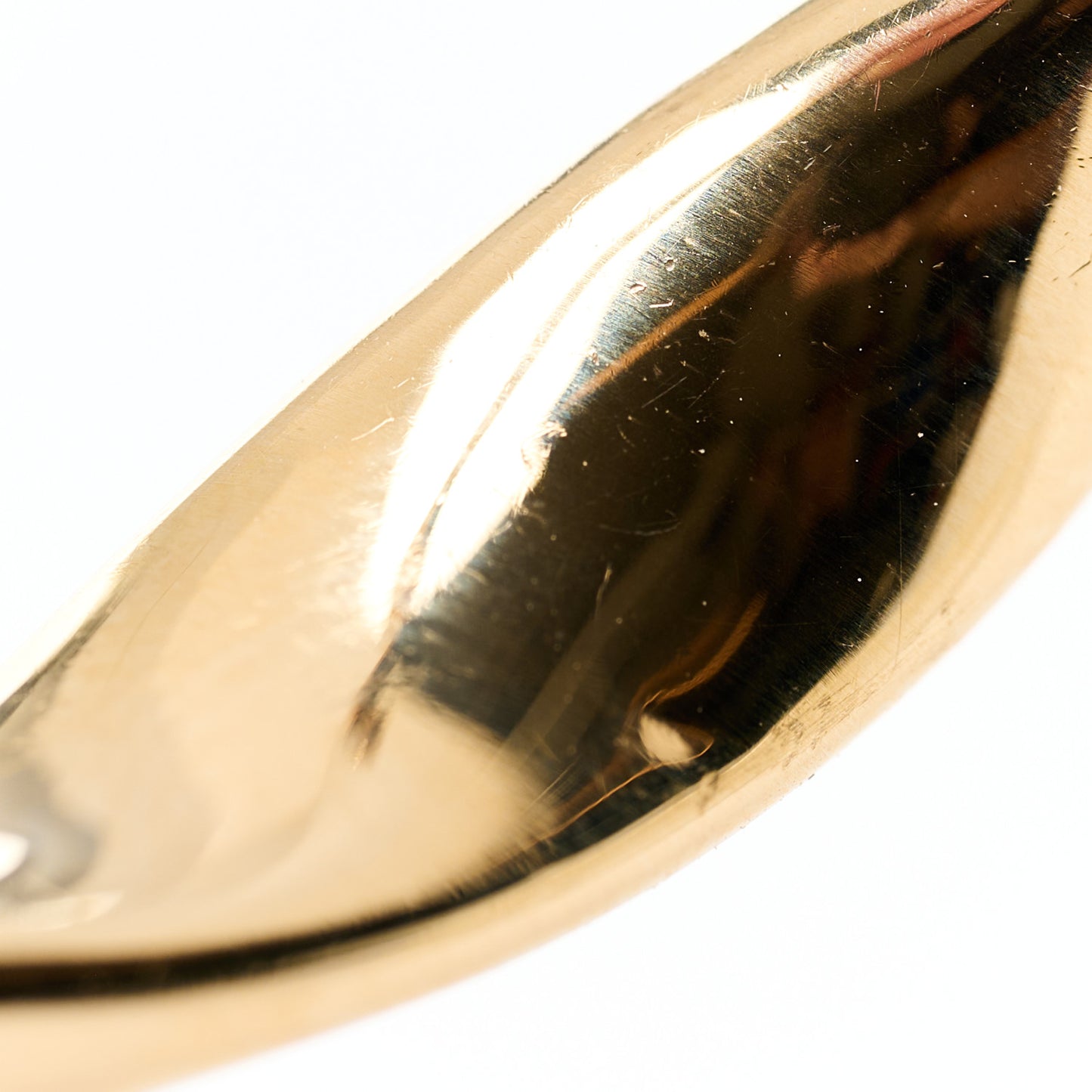 18K Yellow Gold Twisted Bangle Bracelet