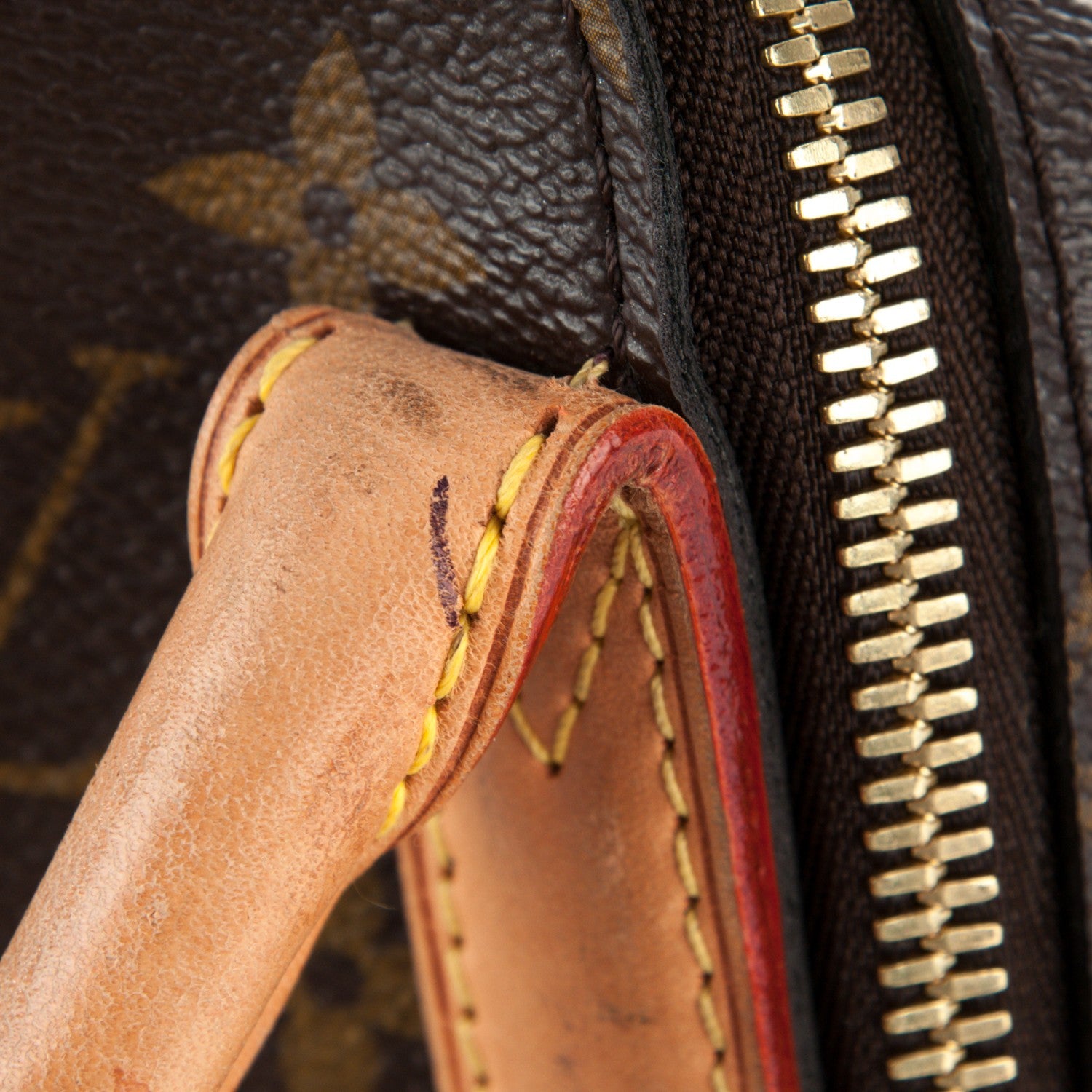 Louis Vuitton Monogram Marais MM 11 of 11