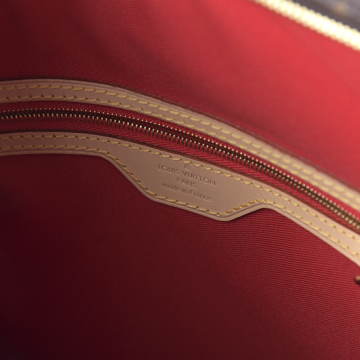 Monogram Carry It
