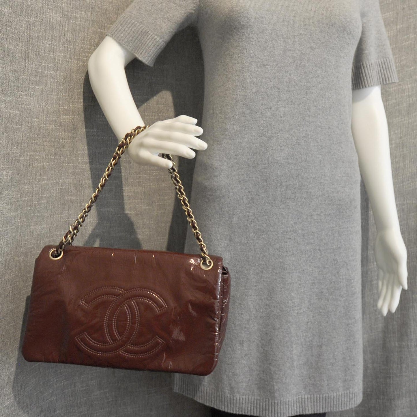 Vinyl Rock and Chain Medium Flap Bordeaux