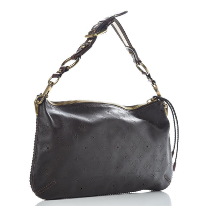 Louis Vuitton Mahina Onatah Pochette Moka 3 of 9