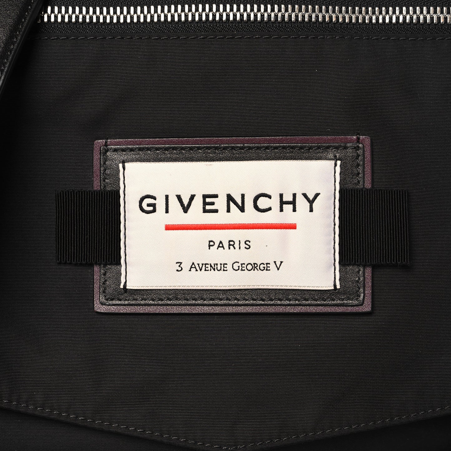 Nylon Downtown Messenger Black