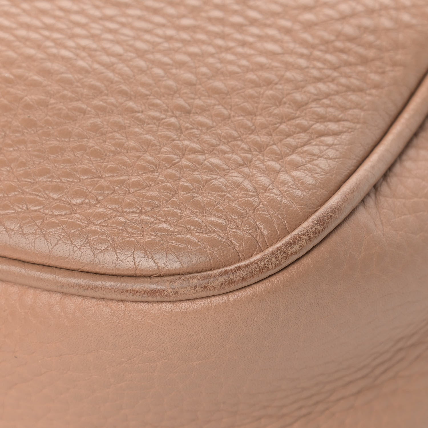 Gucci Pebbled Calfskin Small Soho Disco Bag Camelia 11 of 19