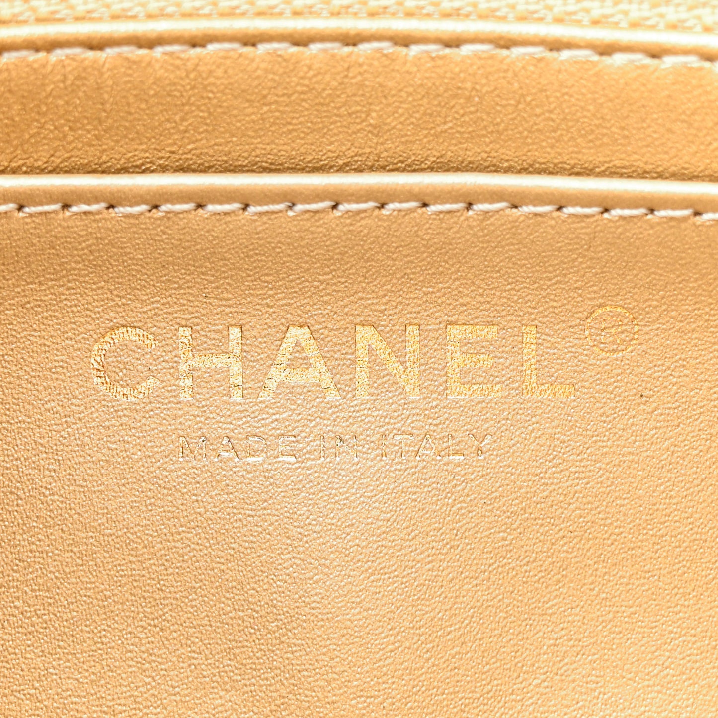 Lambskin Quilted Mini Pearl Crush Flap White