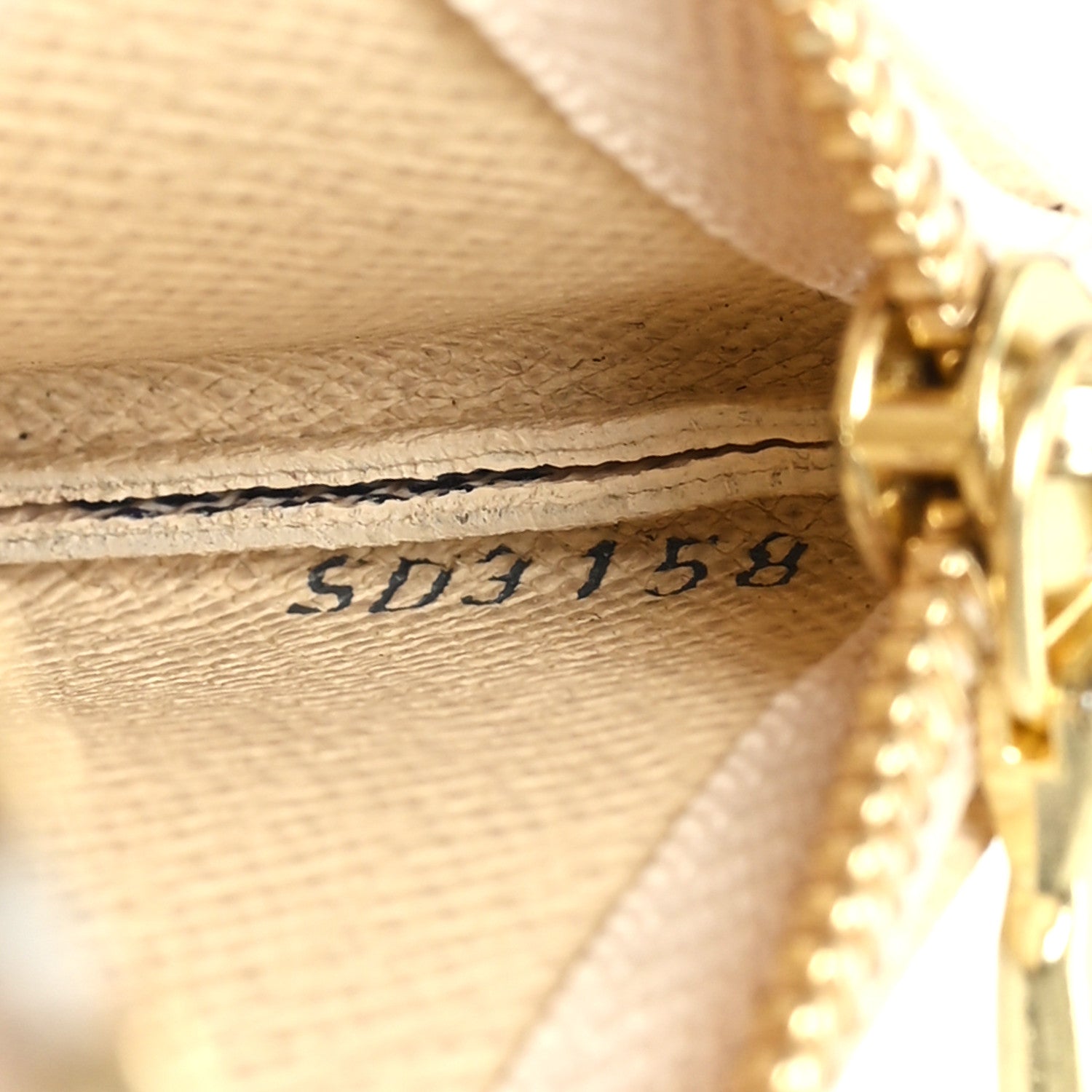 Louis Vuitton Damier Azur Key Pouch 7 of 7