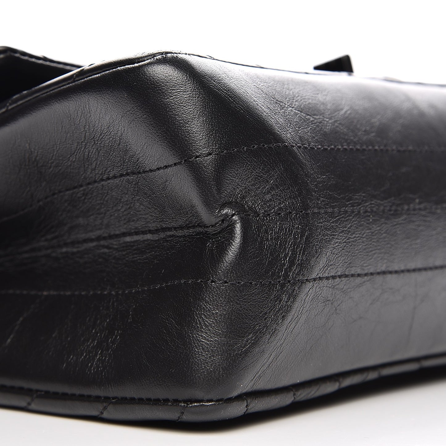 Aged Calfskin Chevron 2.55 Reissue 226 So Black