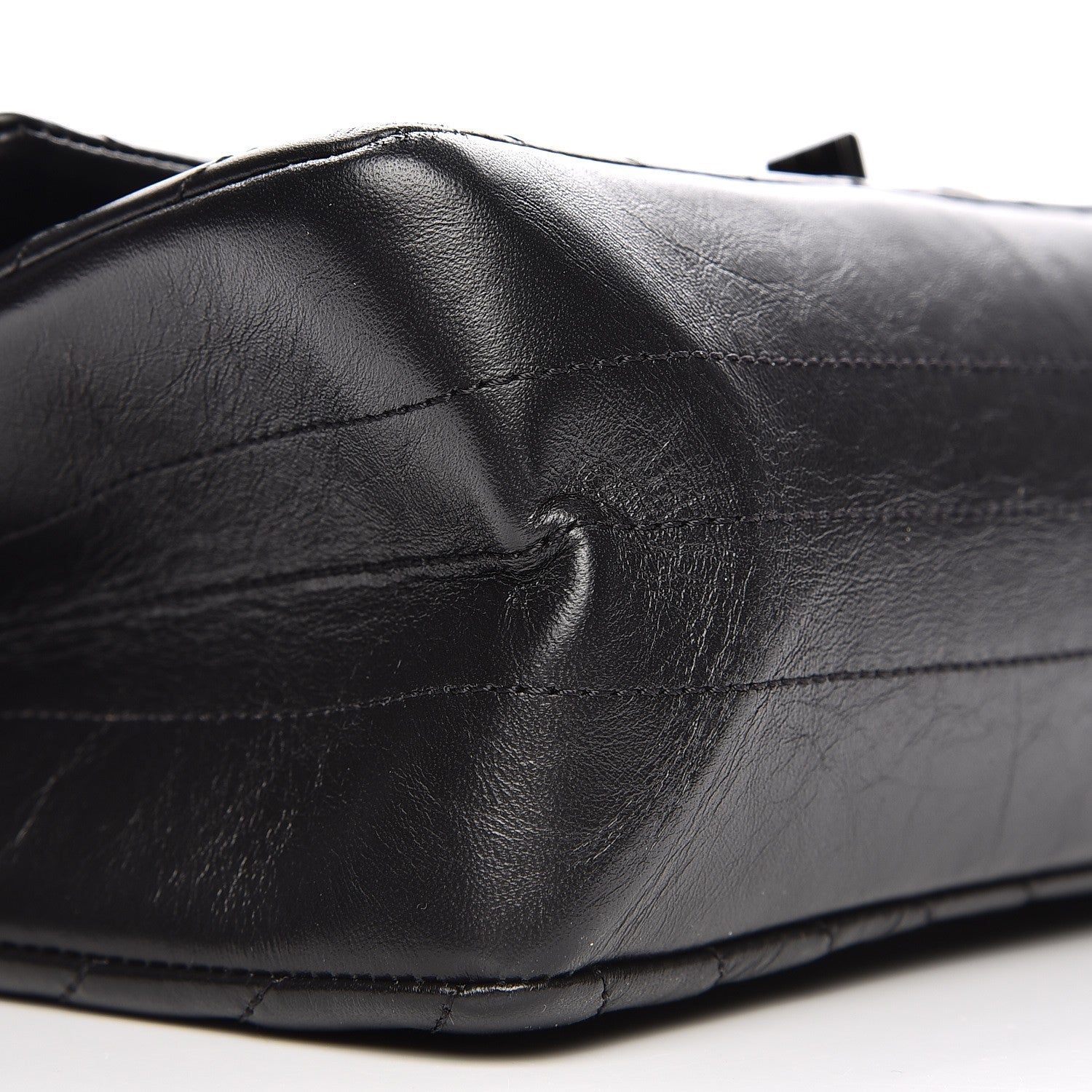 Chanel Aged Calfskin Chevron 2.55 Reissue 226 So Black 8 of 8