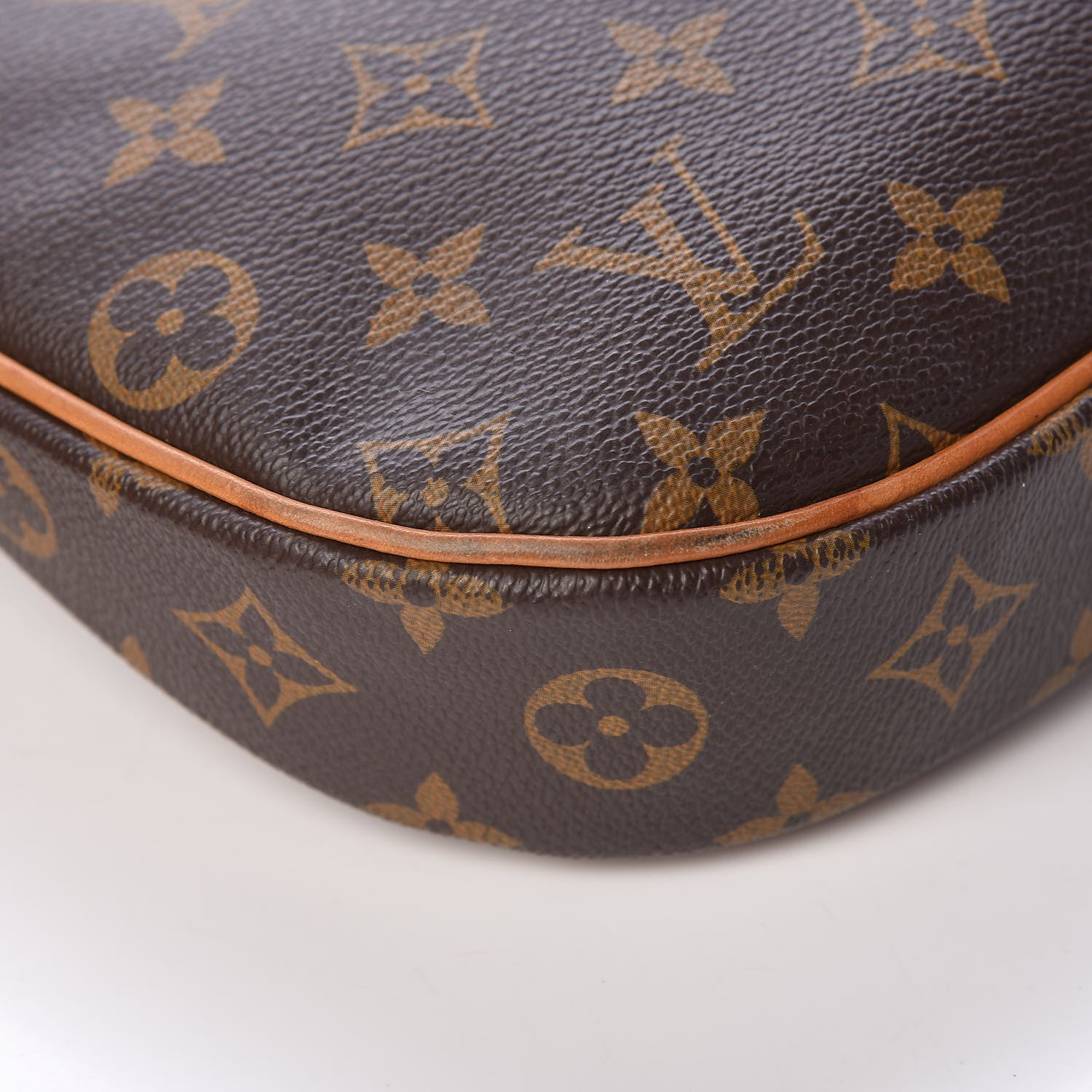 Louis Vuitton Monogram Odeon PM 11 of 17