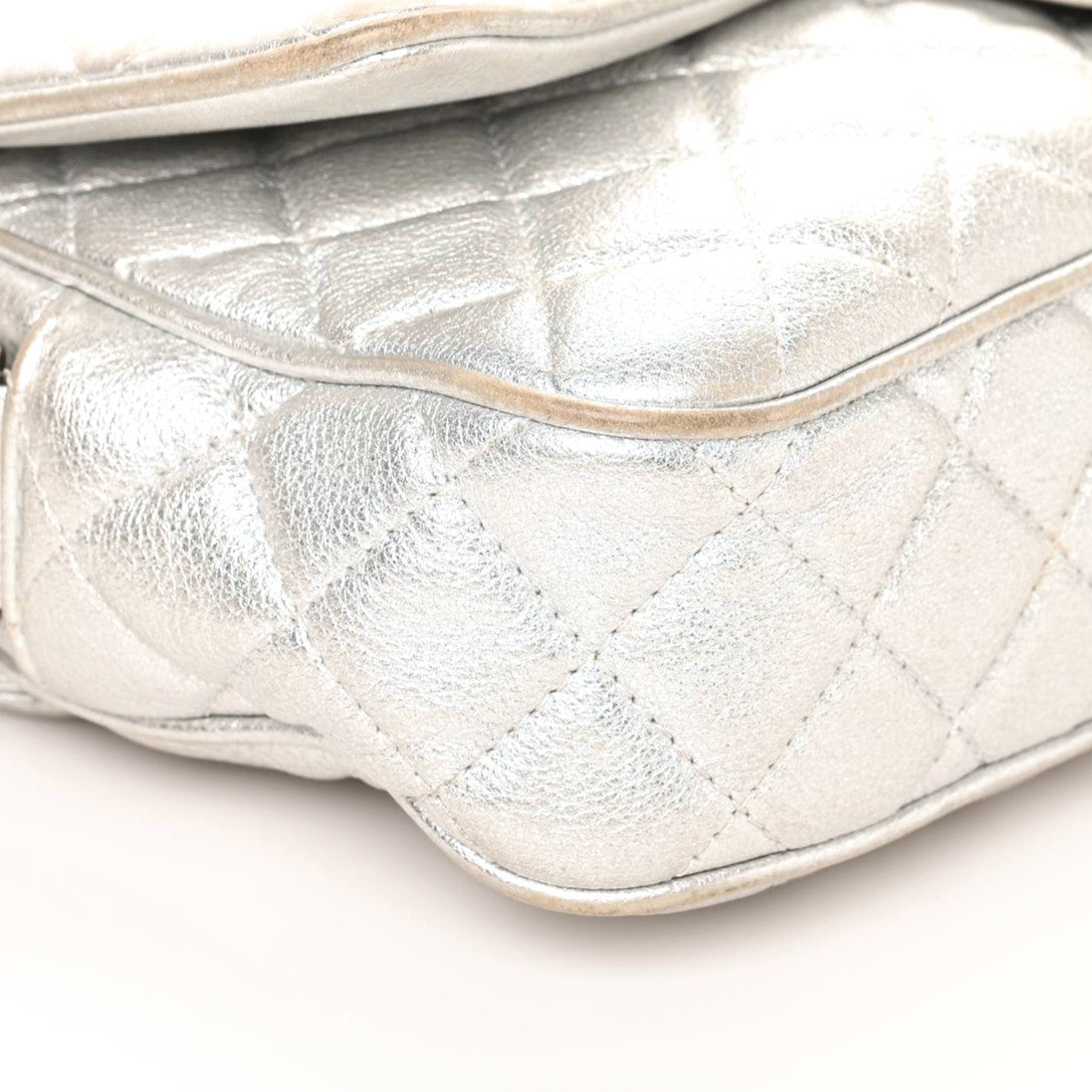 Metallic Grained Calfskin Quilted Small Casual Rock Flap Silver