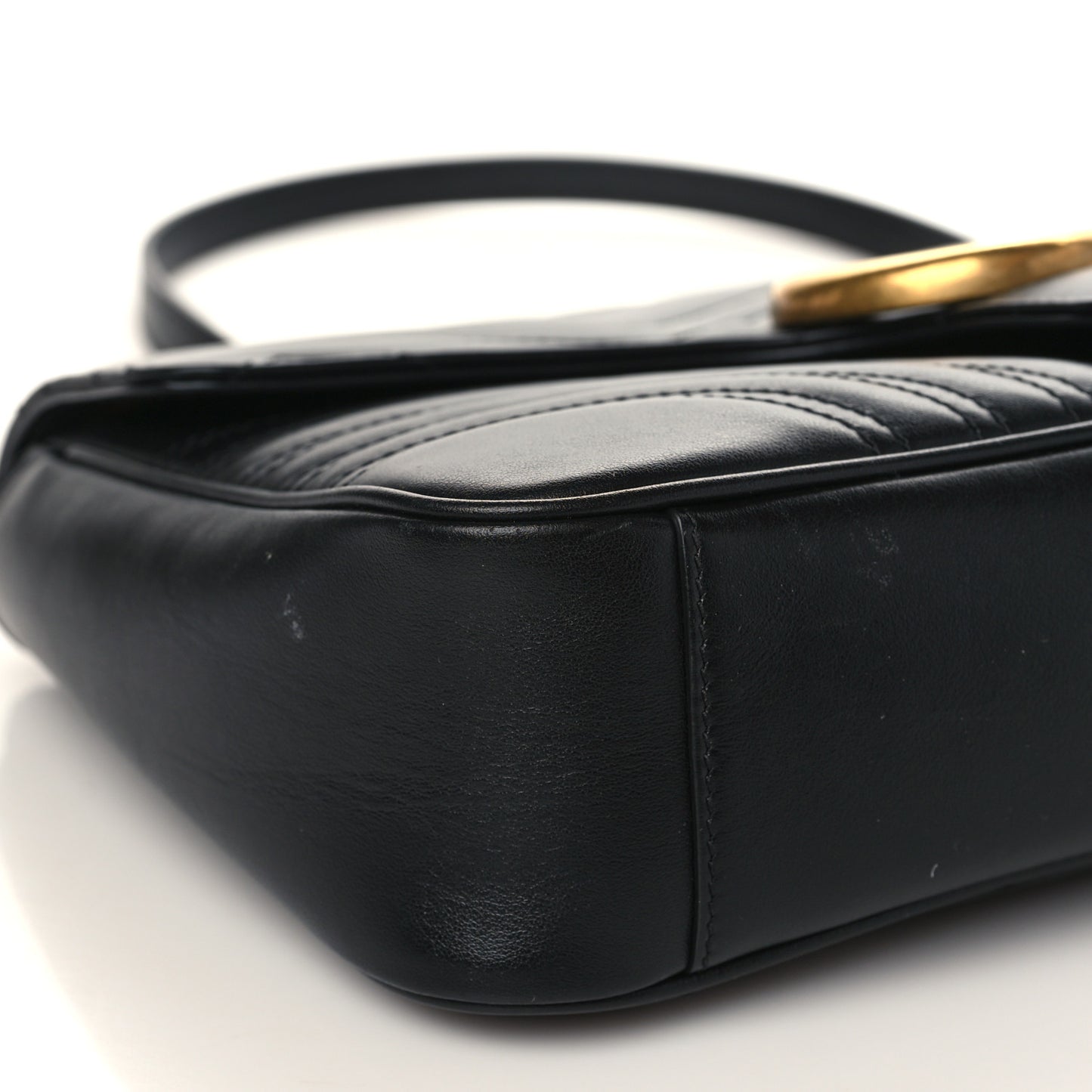 Calfskin Matelasse Medium GG Marmont Shoulder Bag Black