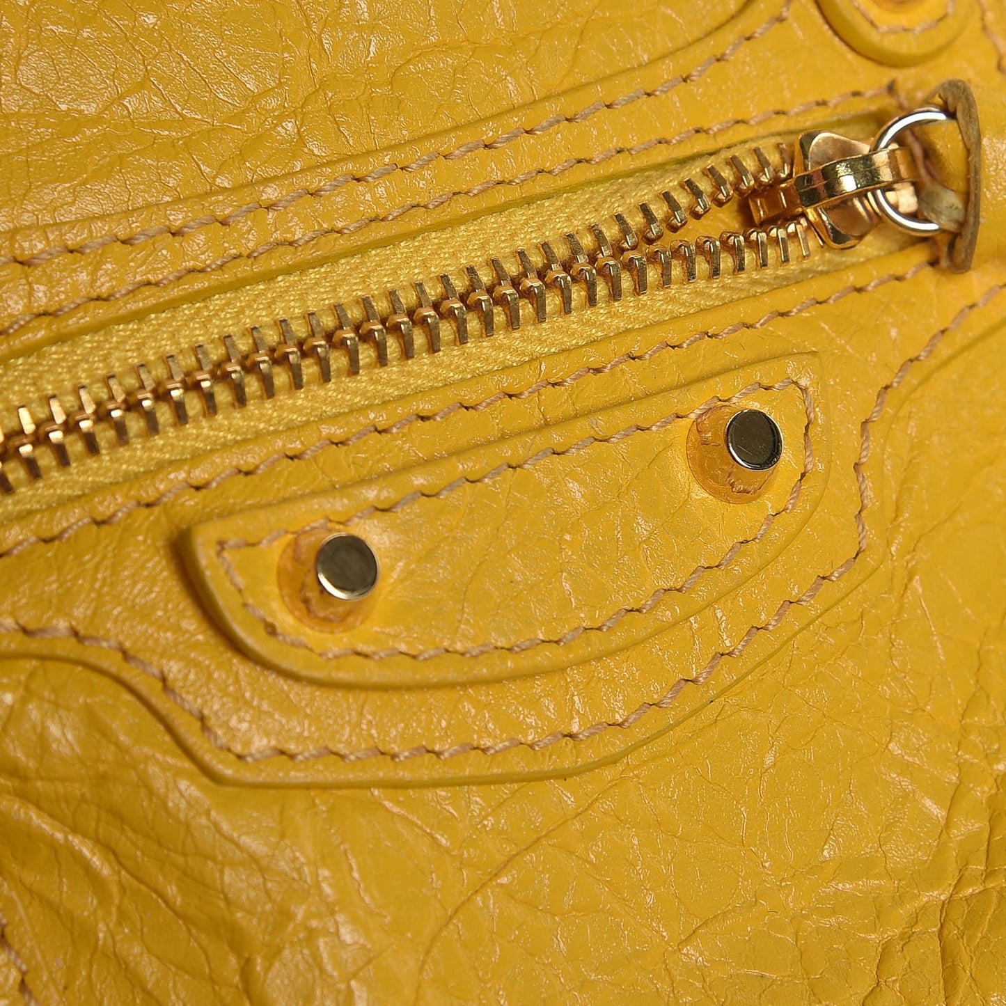 Agneau Classic Gold Hardware Nano City Jaune Epi