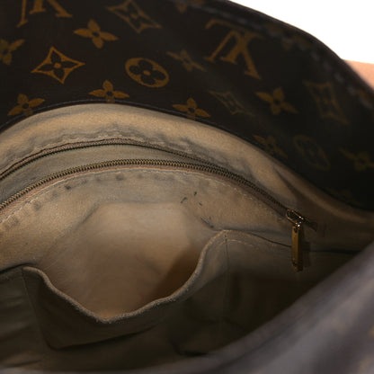 Louis Vuitton Monogram Artsy MM 11 of 12