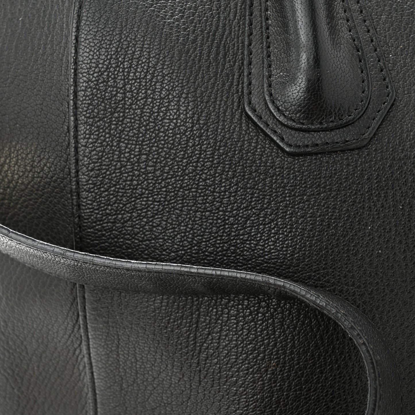 Sugar Goatskin Medium Antigona Black