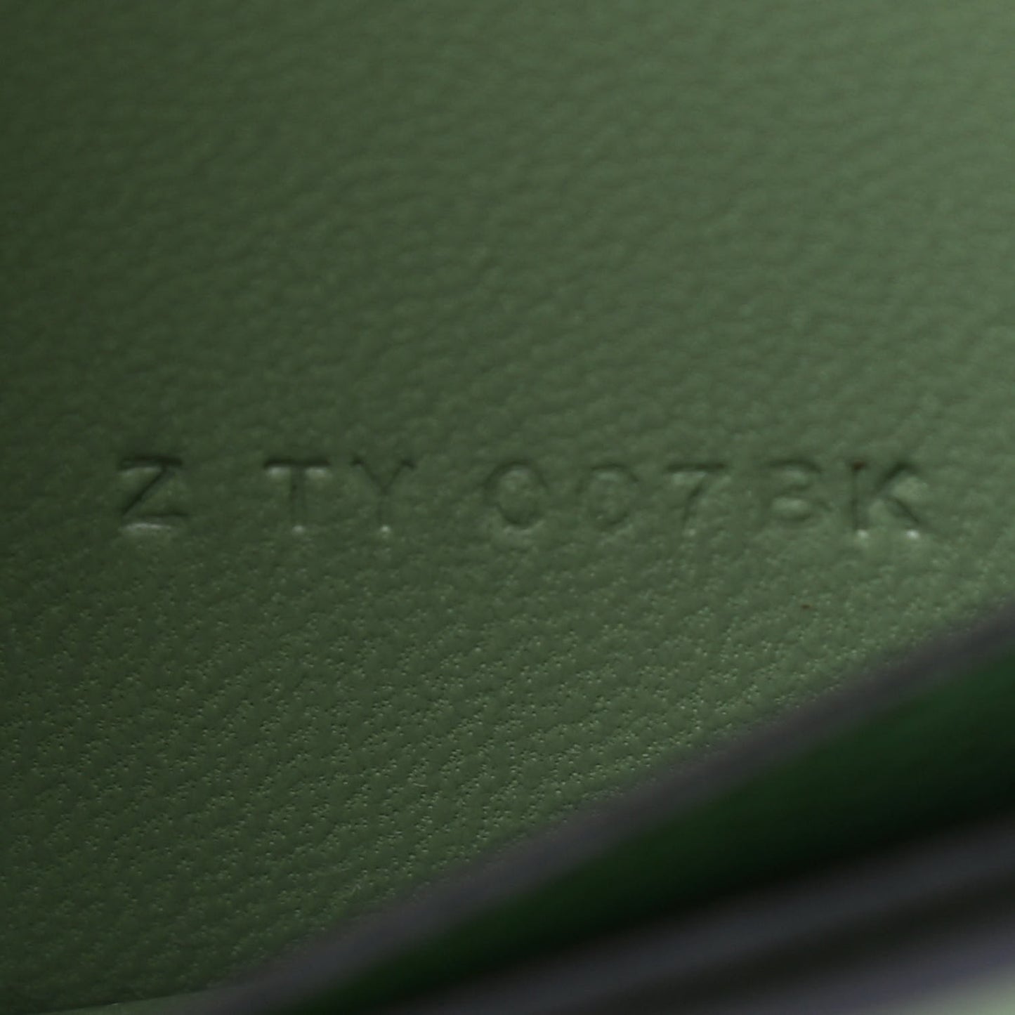 Epsom Constance Slim Wallet Vert Criquet