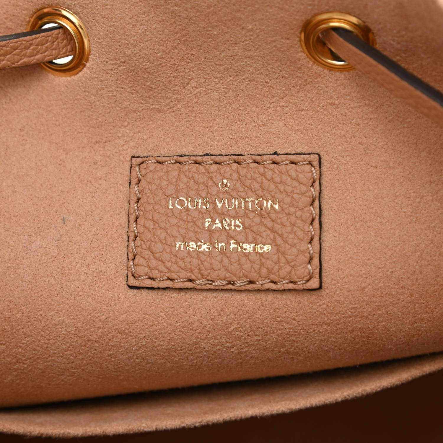 Louis Vuitton Calfskin Lockme Bucket MM Arizona Beige 6 of 8
