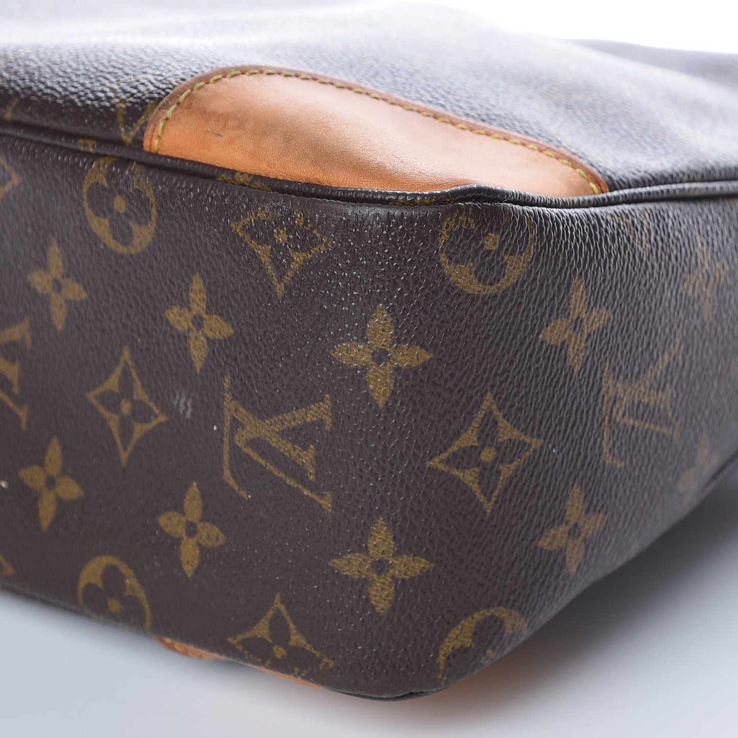 Monogram Boulogne 30