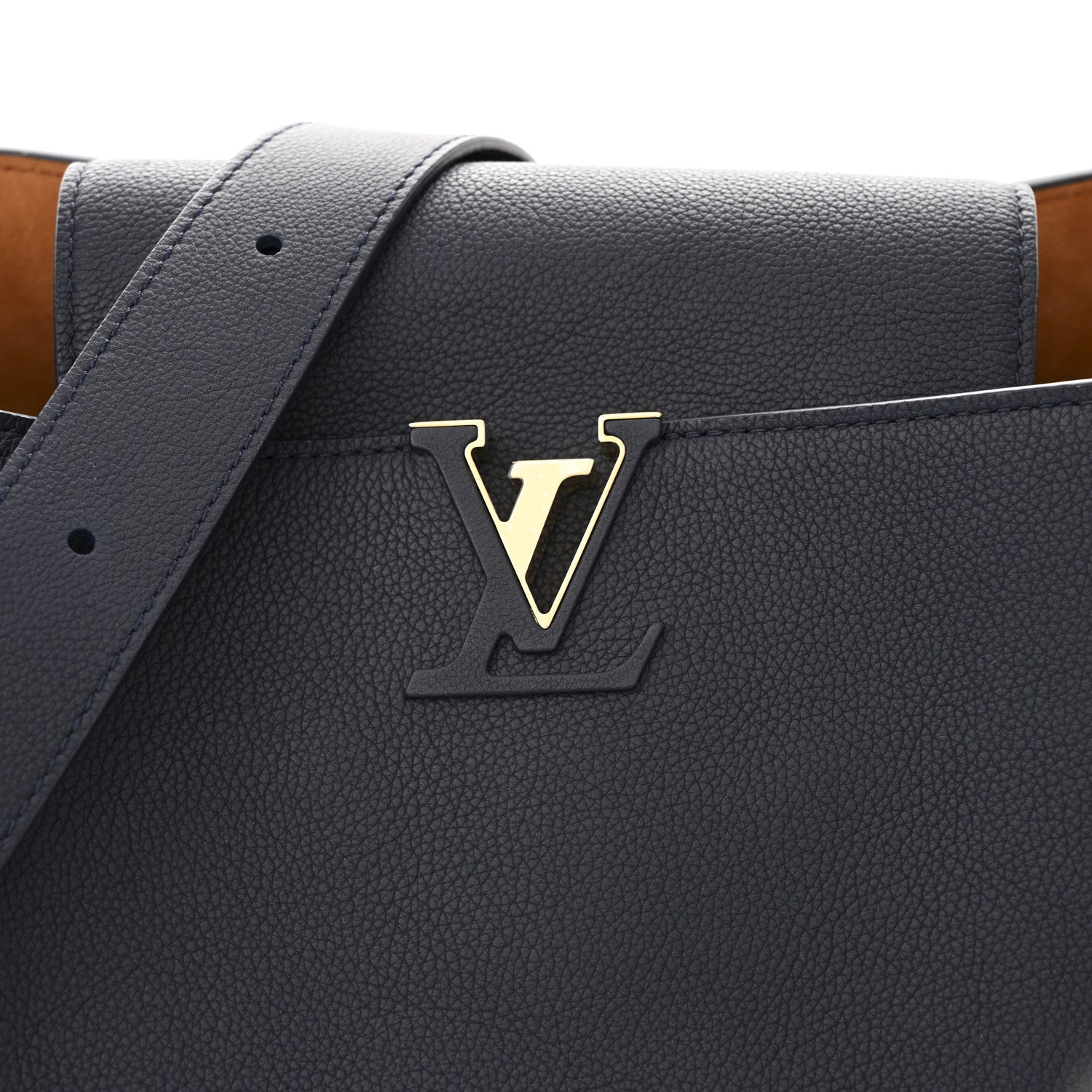 Louis Vuitton Taurillon Capucines MM Indigo 8 of 10