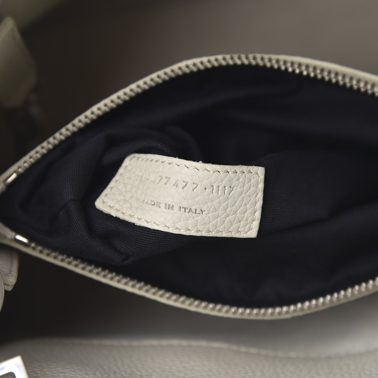 Saint Laurent Grained Calfskin Baby Sac De Jour Souple Ivory 7 of 13