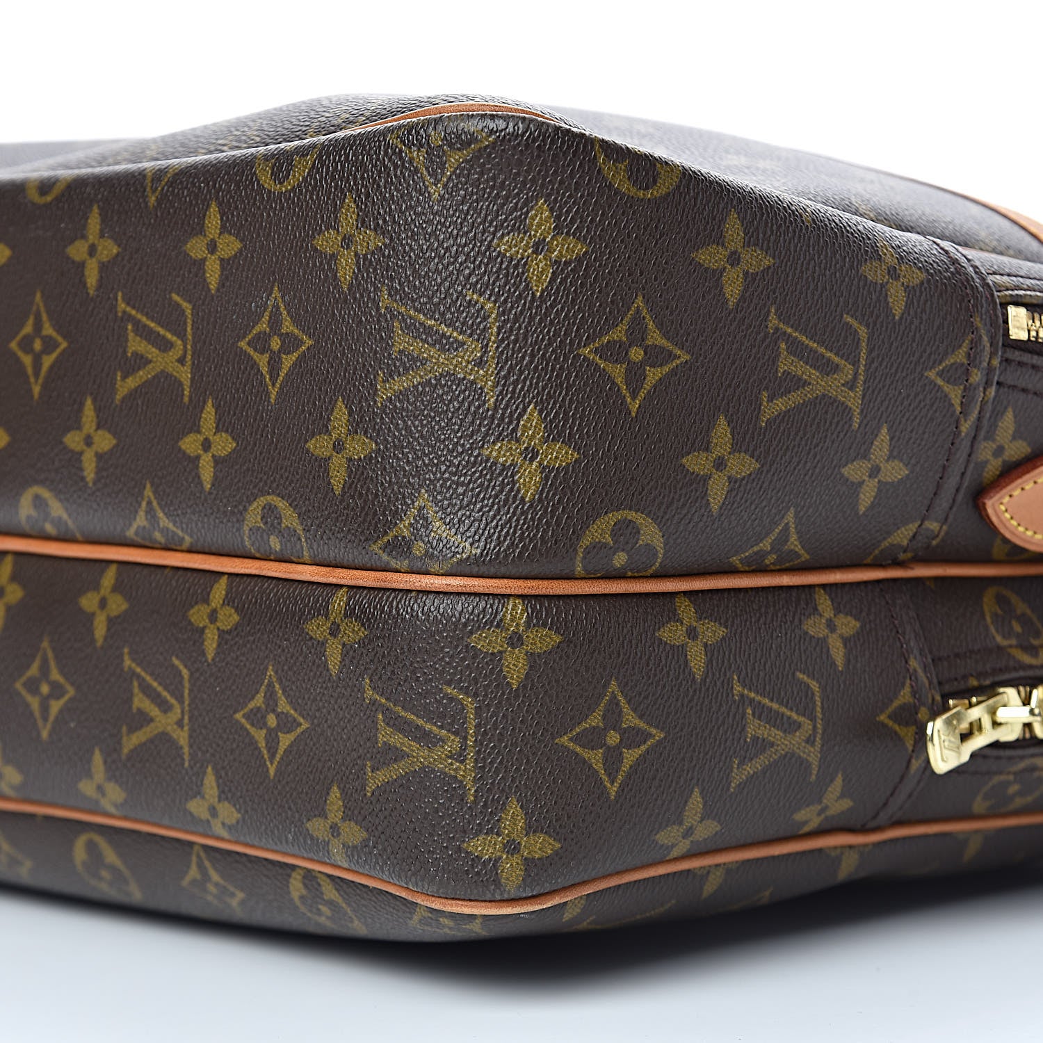 Louis Vuitton Monogram Reporter GM 10 of 17