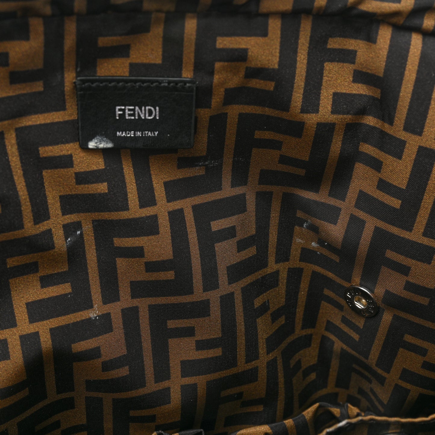 Econyl Nylon FF Changing Bag Tobacco Black