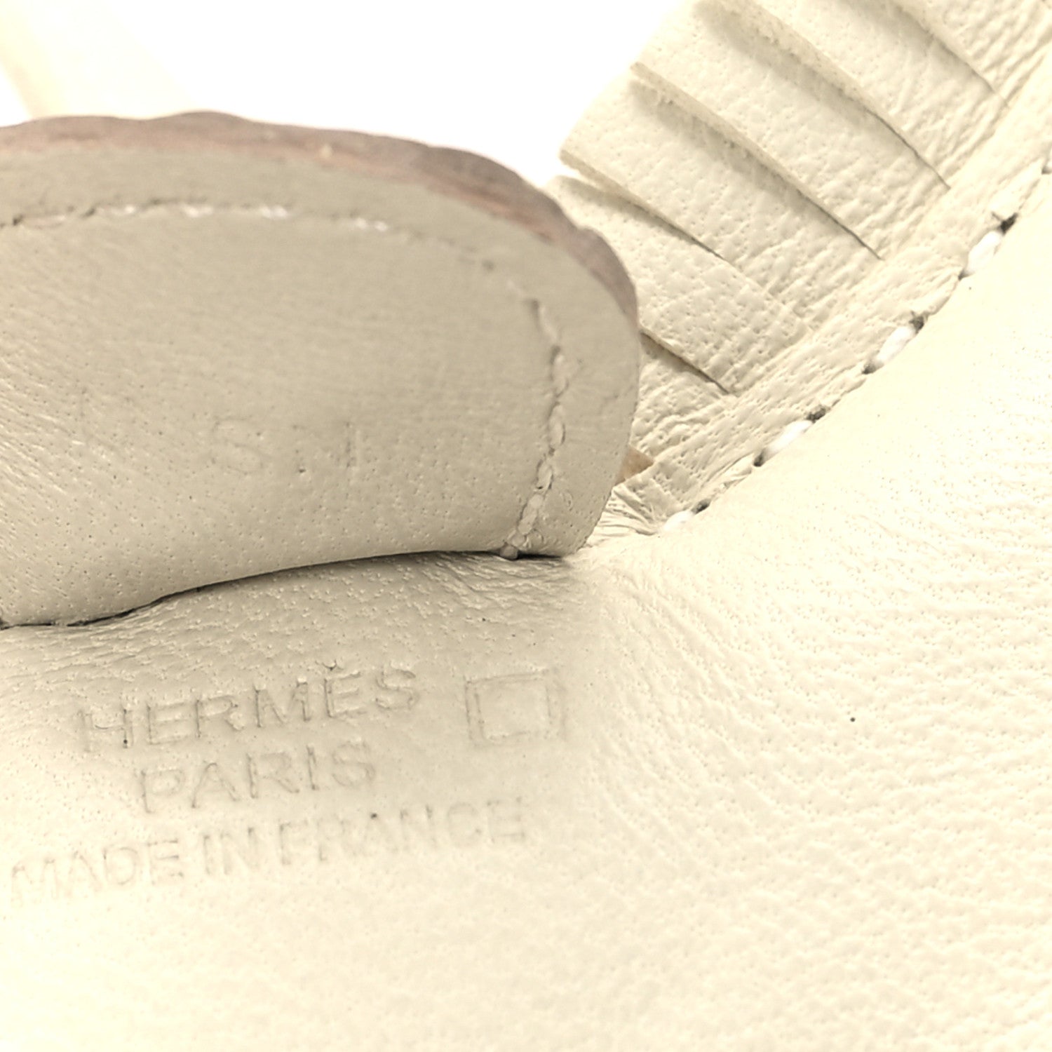 Hermes Milo Lambskin Matte Alligator Touch Grigri Rodeo Horse Bag Charm PM Craie Nata Beton 3 of 4