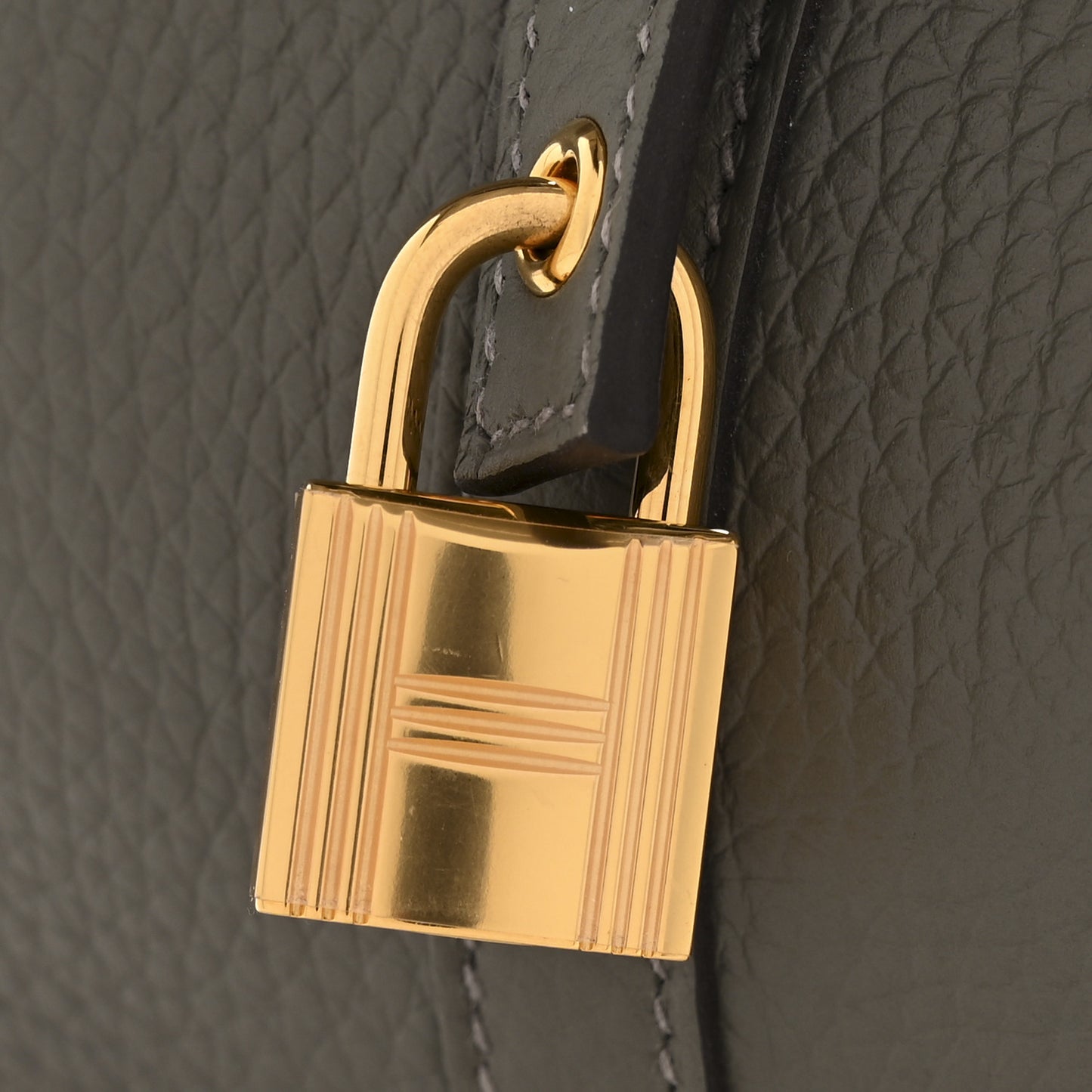 Taurillon Clemence Picotin Lock 22 MM Etain