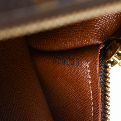 Louis Vuitton Monogram Papillon 26 7 of 7