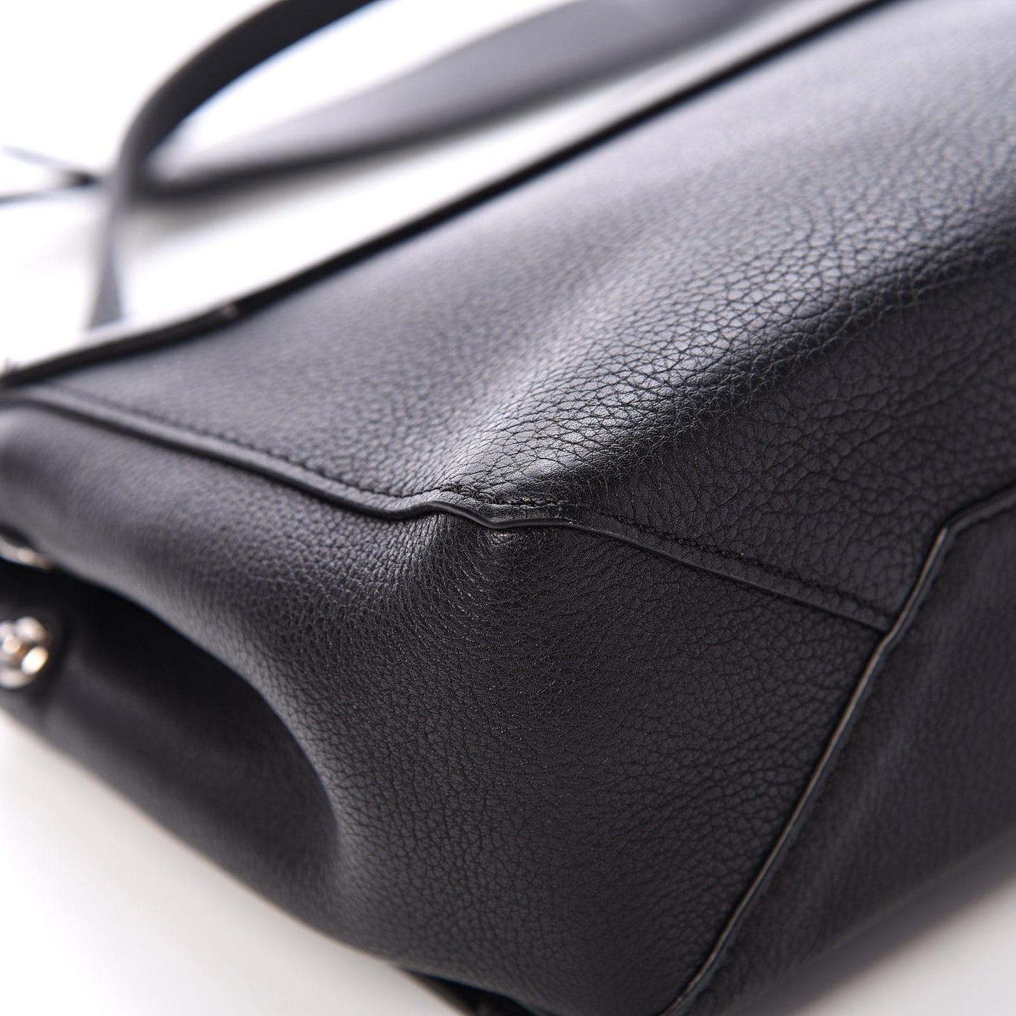 Calfskin Lockme II Chain Bag BB Black
