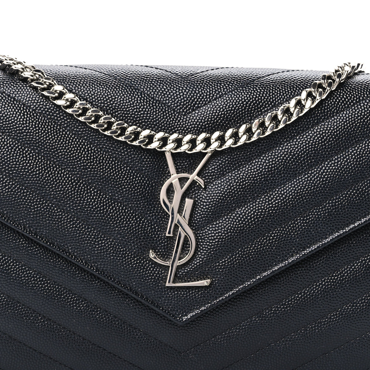 Grain De Poudre Matelasse Chevron Monogram Chain Wallet Black